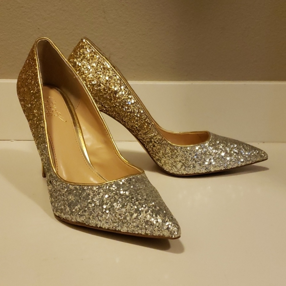 Badgley Mischka Malta evening pumps